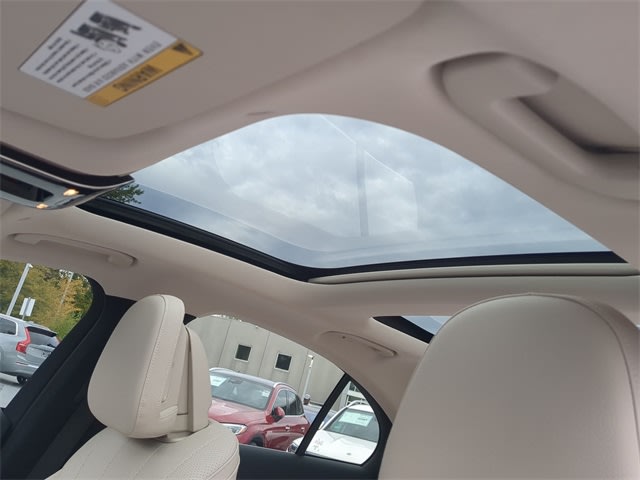 Thumbnail: 2025 Mercedes-Benz E-Class - 27