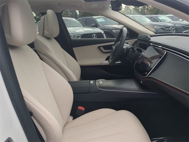 Thumbnail: 2025 Mercedes-Benz E-Class - 12