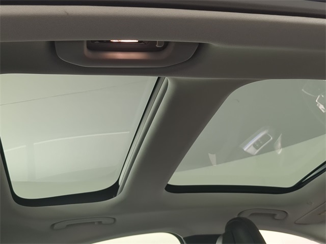 Thumbnail: 2026 Mercedes-Benz E-Class - 30