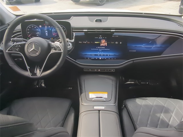 Thumbnail: 2024 Mercedes-Benz E-Class - 10