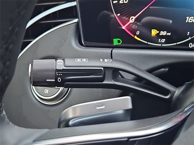 Thumbnail: 2026 Mercedes-Benz E-Class - 31