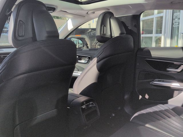 Thumbnail: 2026 Mercedes-Benz E-Class - 9