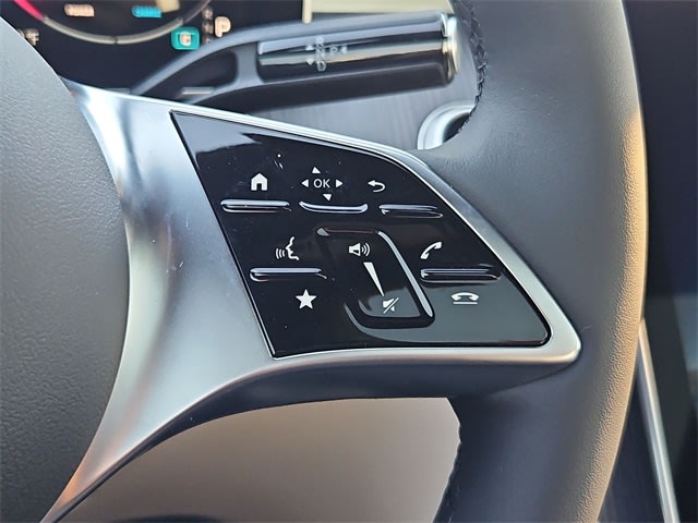 Thumbnail: 2026 Mercedes-Benz CLE - 33