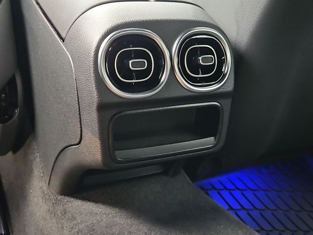 Thumbnail: 2026 Mercedes-Benz CLE - 42