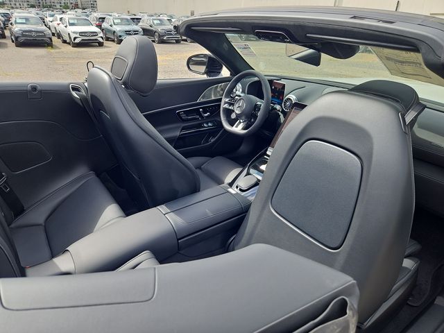 Thumbnail: 2025 Mercedes-Benz SL-Class - 14