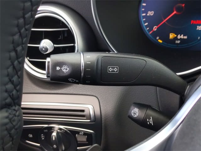 Thumbnail: 2021 Mercedes-Benz C-Class - 38