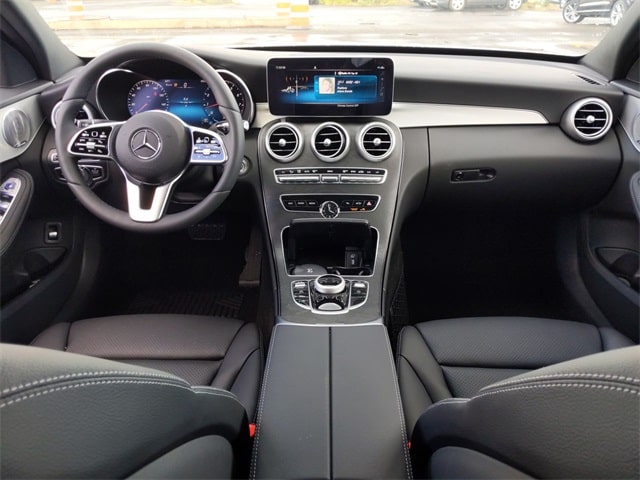 Thumbnail: 2021 Mercedes-Benz C-Class - 10