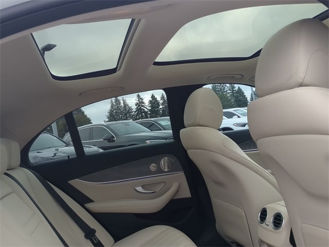 Thumbnail: 2023 Mercedes-Benz E-Class - 27