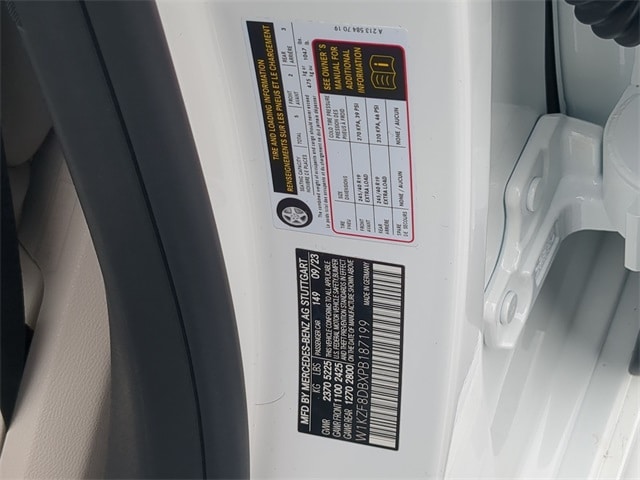 Thumbnail: 2023 Mercedes-Benz E-Class - 36