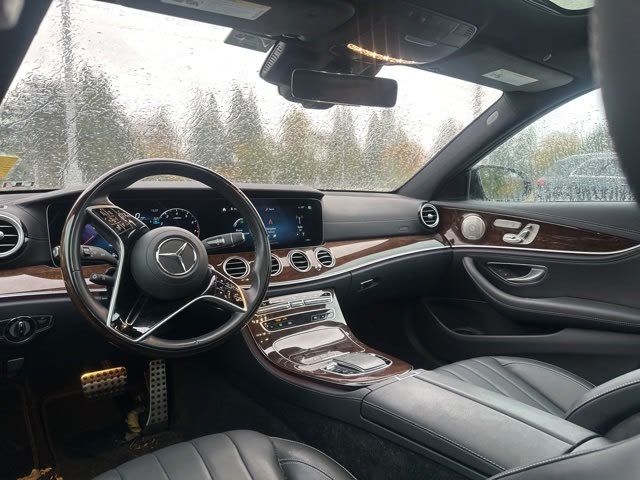 Thumbnail: 2022 Mercedes-Benz E-Class - 2