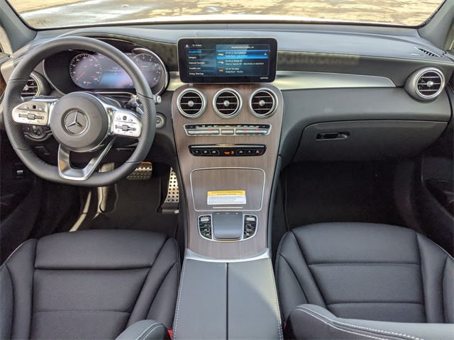 Thumbnail: 2022 Mercedes-Benz GLC - 10