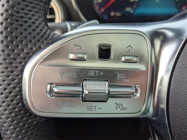 Thumbnail: 2022 Mercedes-Benz GLC - 38