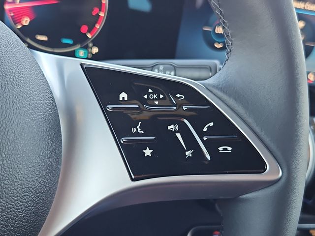 Thumbnail: 2025 Mercedes-Benz GLB - 31