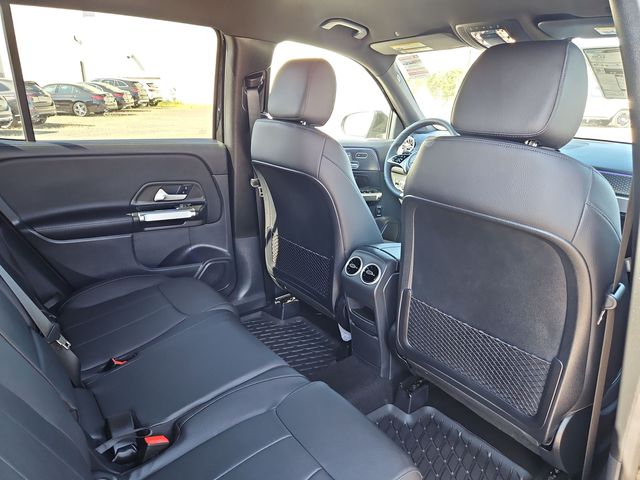 Thumbnail: 2025 Mercedes-Benz GLB - 13