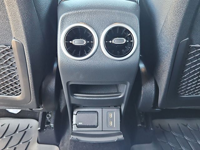 Thumbnail: 2025 Mercedes-Benz GLB - 38