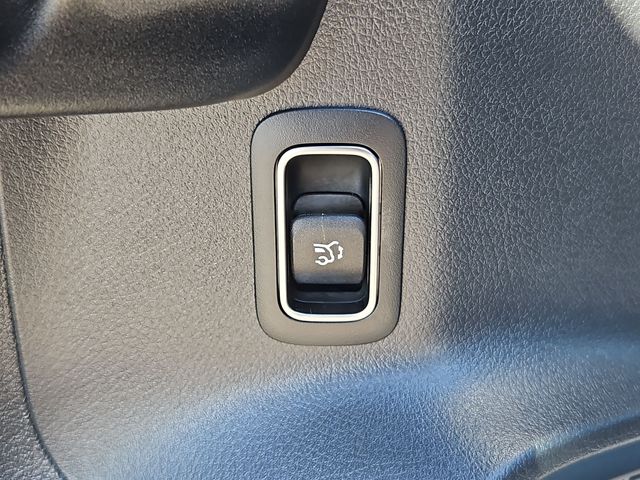 Thumbnail: 2025 Mercedes-Benz GLB - 37