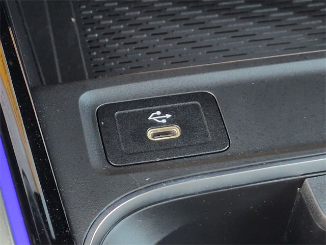 Thumbnail: 2026 Mercedes-Benz GLB - 35