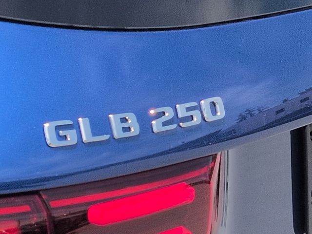 Thumbnail: 2026 Mercedes-Benz GLB - 26