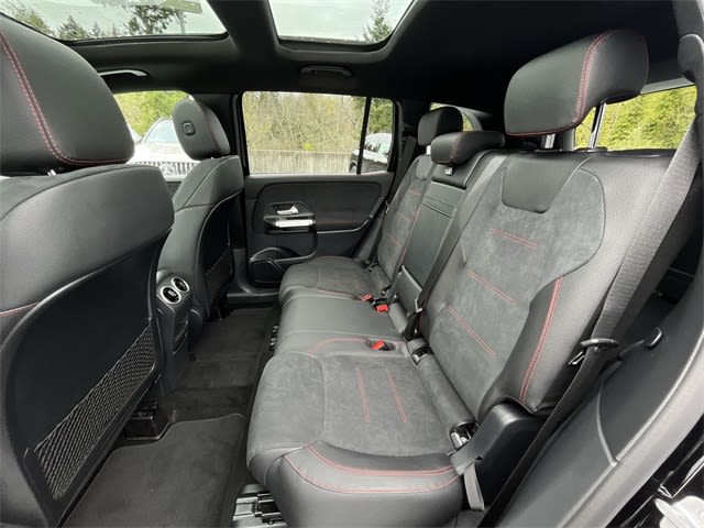 Thumbnail: 2023 Mercedes-Benz GLB - 35