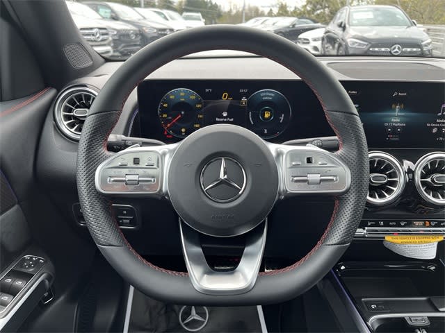 Thumbnail: 2023 Mercedes-Benz GLB - 14