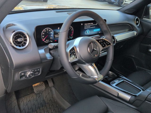 Thumbnail: 2026 Mercedes-Benz GLB - 2