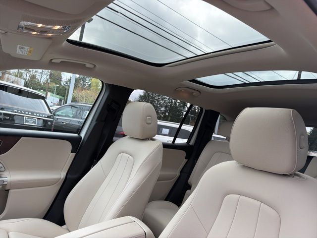 Thumbnail: 2023 Mercedes-Benz GLB - 15