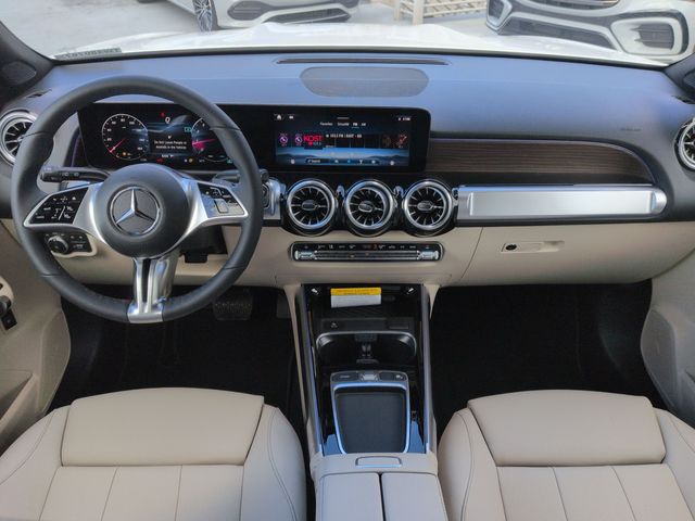 Thumbnail: 2026 Mercedes-Benz GLB - 10