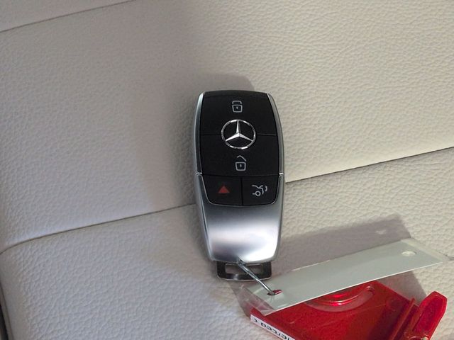 Thumbnail: 2026 Mercedes-Benz GLB - 19