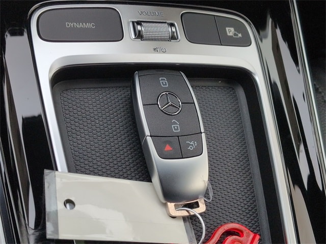 Thumbnail: 2026 Mercedes-Benz GLB - 37