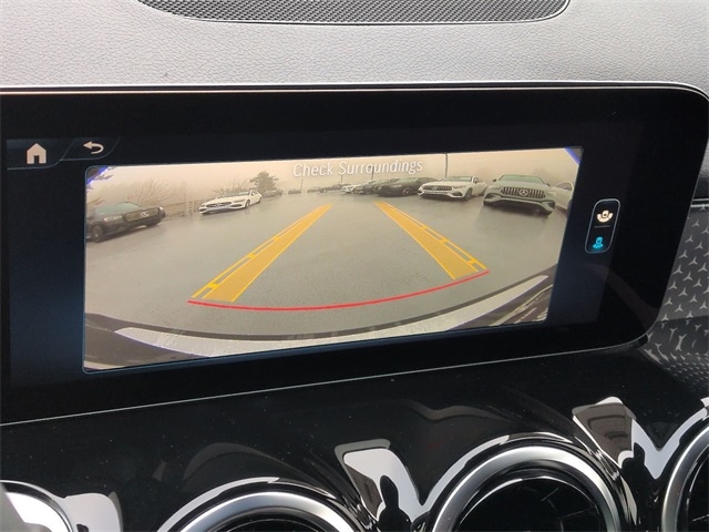 Thumbnail: 2026 Mercedes-Benz GLB - 16