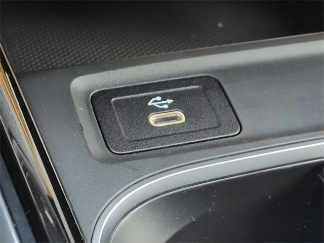 Thumbnail: 2026 Mercedes-Benz GLB - 35