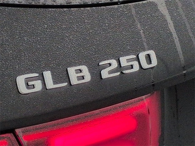 Thumbnail: 2026 Mercedes-Benz GLB - 25