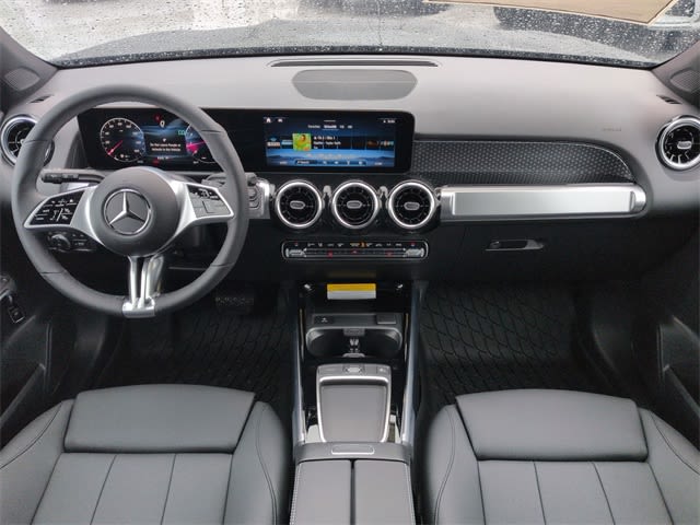 Thumbnail: 2026 Mercedes-Benz GLB - 10