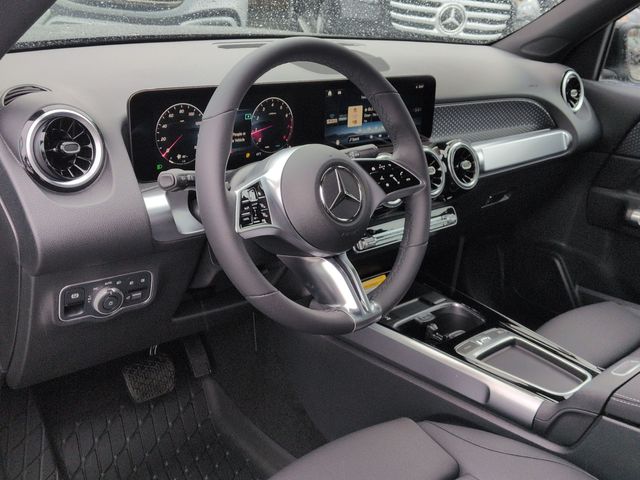 Thumbnail: 2026 Mercedes-Benz GLB - 2