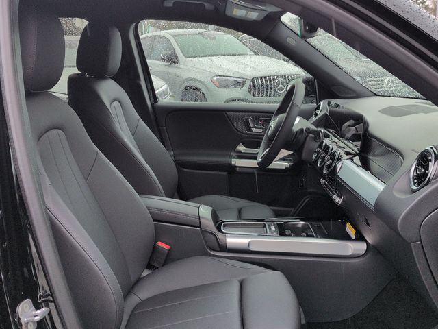 Thumbnail: 2026 Mercedes-Benz GLB - 12