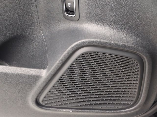 Thumbnail: 2026 Mercedes-Benz GLB - 35