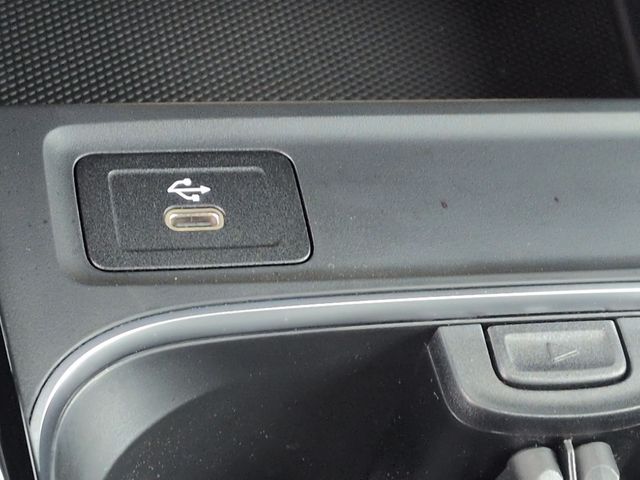 Thumbnail: 2026 Mercedes-Benz GLB - 36