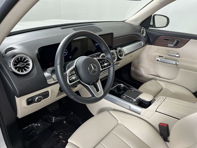 Thumbnail: 2022 Mercedes-Benz GLB - 2