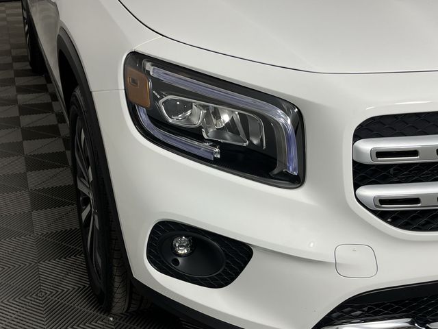 Thumbnail: 2022 Mercedes-Benz GLB - 32