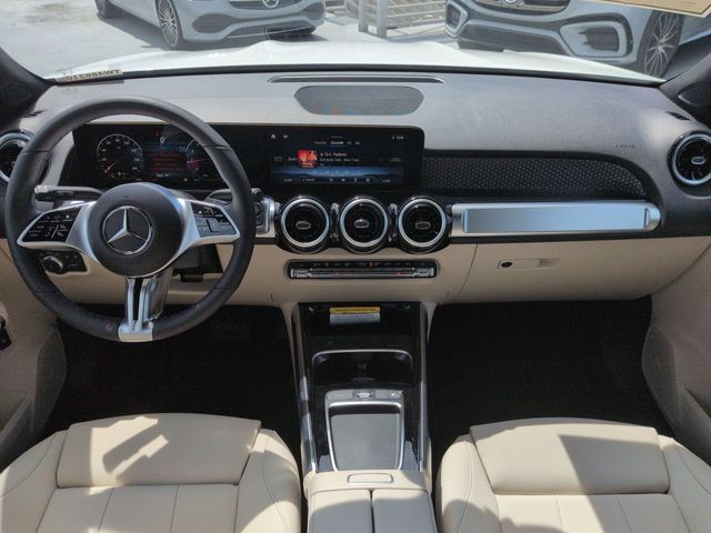 Thumbnail: 2026 Mercedes-Benz GLB - 9