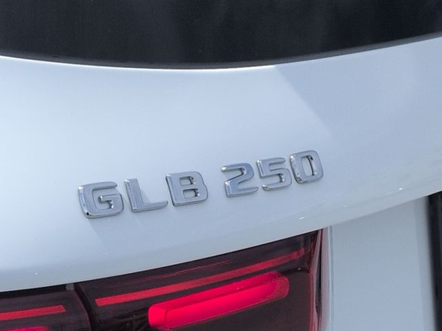 Thumbnail: 2026 Mercedes-Benz GLB - 24