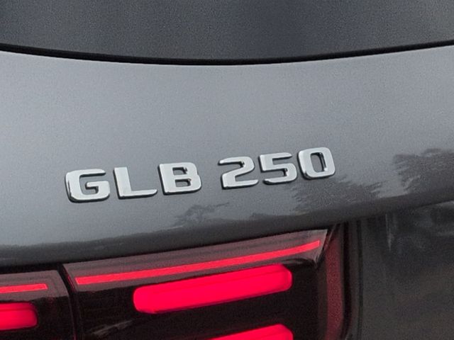 Thumbnail: 2026 Mercedes-Benz GLB - 25
