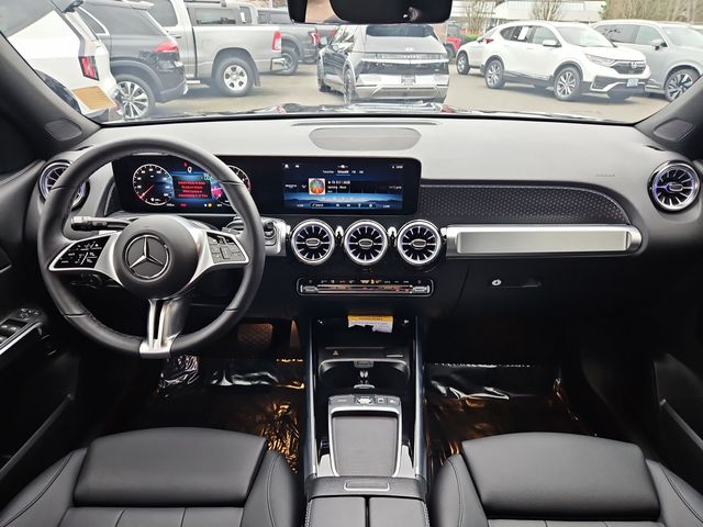 Thumbnail: 2025 Mercedes-Benz GLB - 2