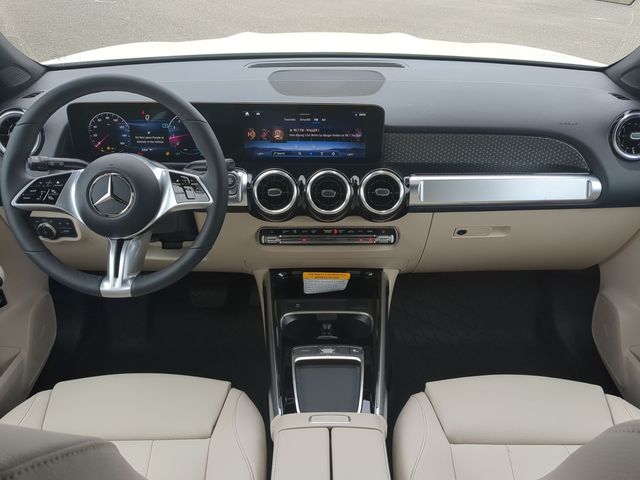 Thumbnail: 2026 Mercedes-Benz GLB - 9