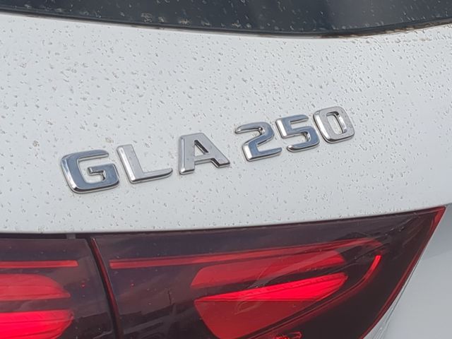 Thumbnail: 2026 Mercedes-Benz GLA - 25