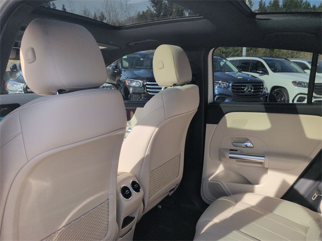 Thumbnail: 2026 Mercedes-Benz GLA - 12