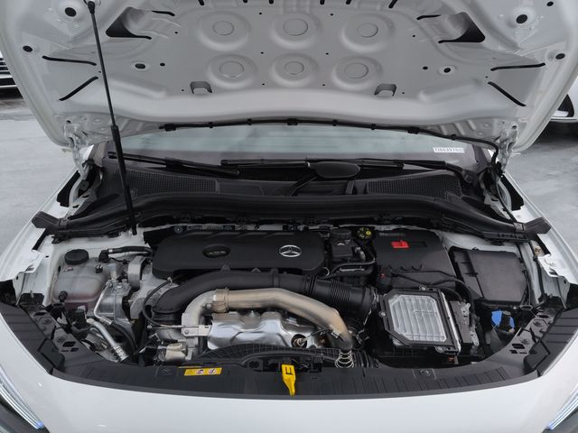 Thumbnail: 2026 Mercedes-Benz GLA - 9