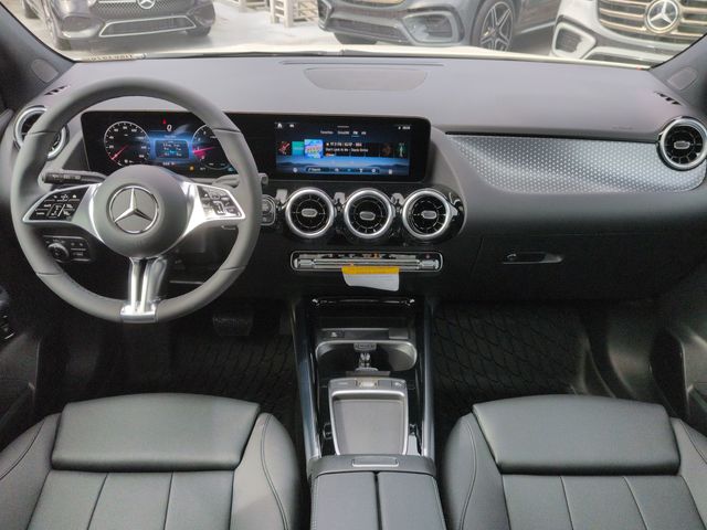 Thumbnail: 2026 Mercedes-Benz GLA - 10