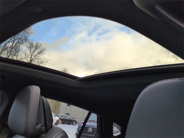 Thumbnail: 2026 Mercedes-Benz GLC - 26