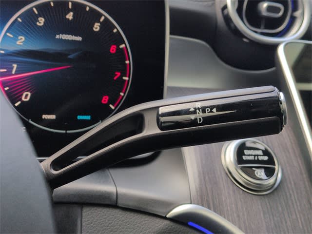 Thumbnail: 2026 Mercedes-Benz GLC - 35